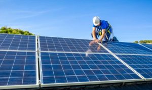 Installation et mise en production des panneaux solaires photovoltaïques à L'Hermitage